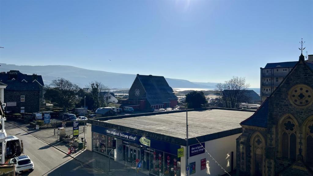 Luxury 4 Bedroom Seaside Apartment - Glan Y Werydd House Barmouth Exterior foto